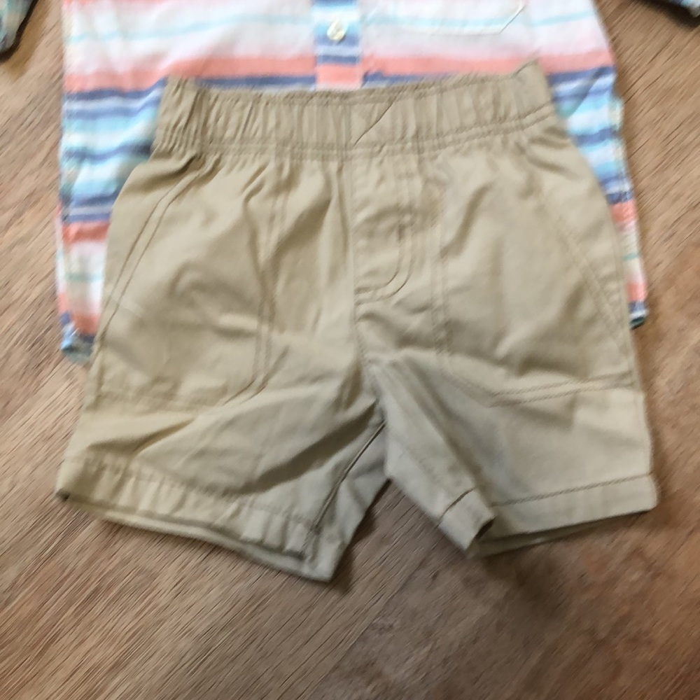 Carter’s 2T Set - Picture 2 of 4